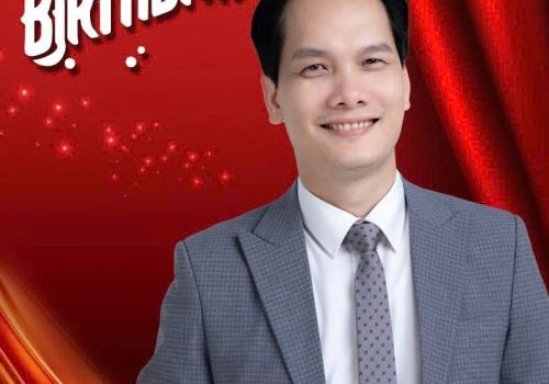 CHÚC MỪNG SINH NHẬT VỊ THỦ LĨNH TÀI BA NHÀ SAO VÀNG HOLDINGS - BIG BOSS BÙI VĂN LUẬT