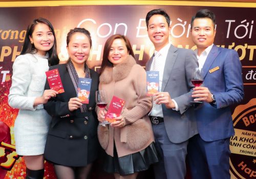 Khai xuân hoan hỷ - Tỷ tỷ lộc xuân