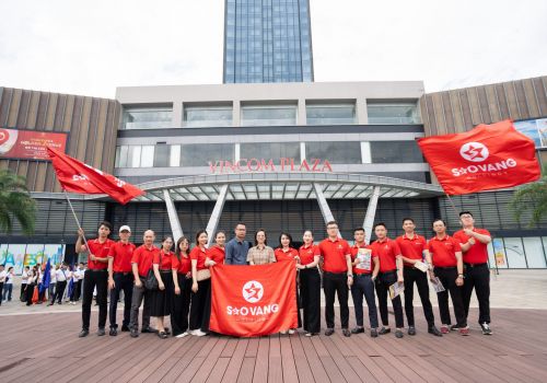 BÙNG NỔ CẢM XÚC CÙNG SAO VÀNG HOLDINGS TẠI LỄ RA QUÂN DỰ ÁN VINHOMES ROYAL ISLAND