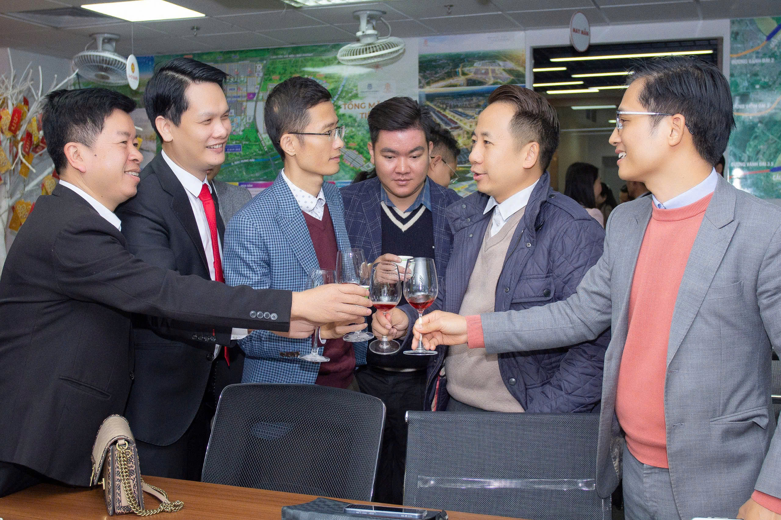 z6285038757196_99b1841f0bf4e751f7b5457ec8b9ad85