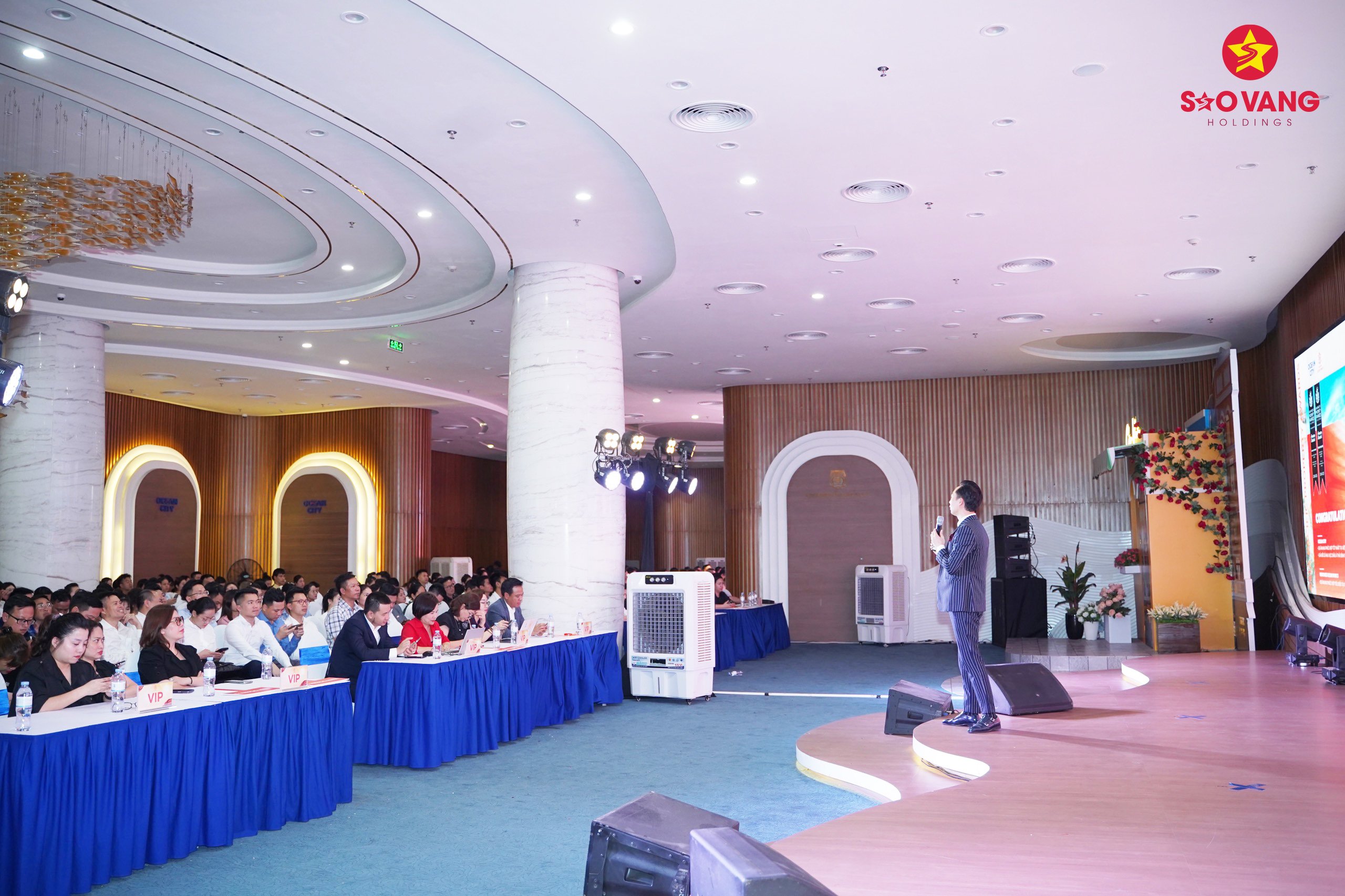 z5519462883702_937add35831847124f131d6889a174fa