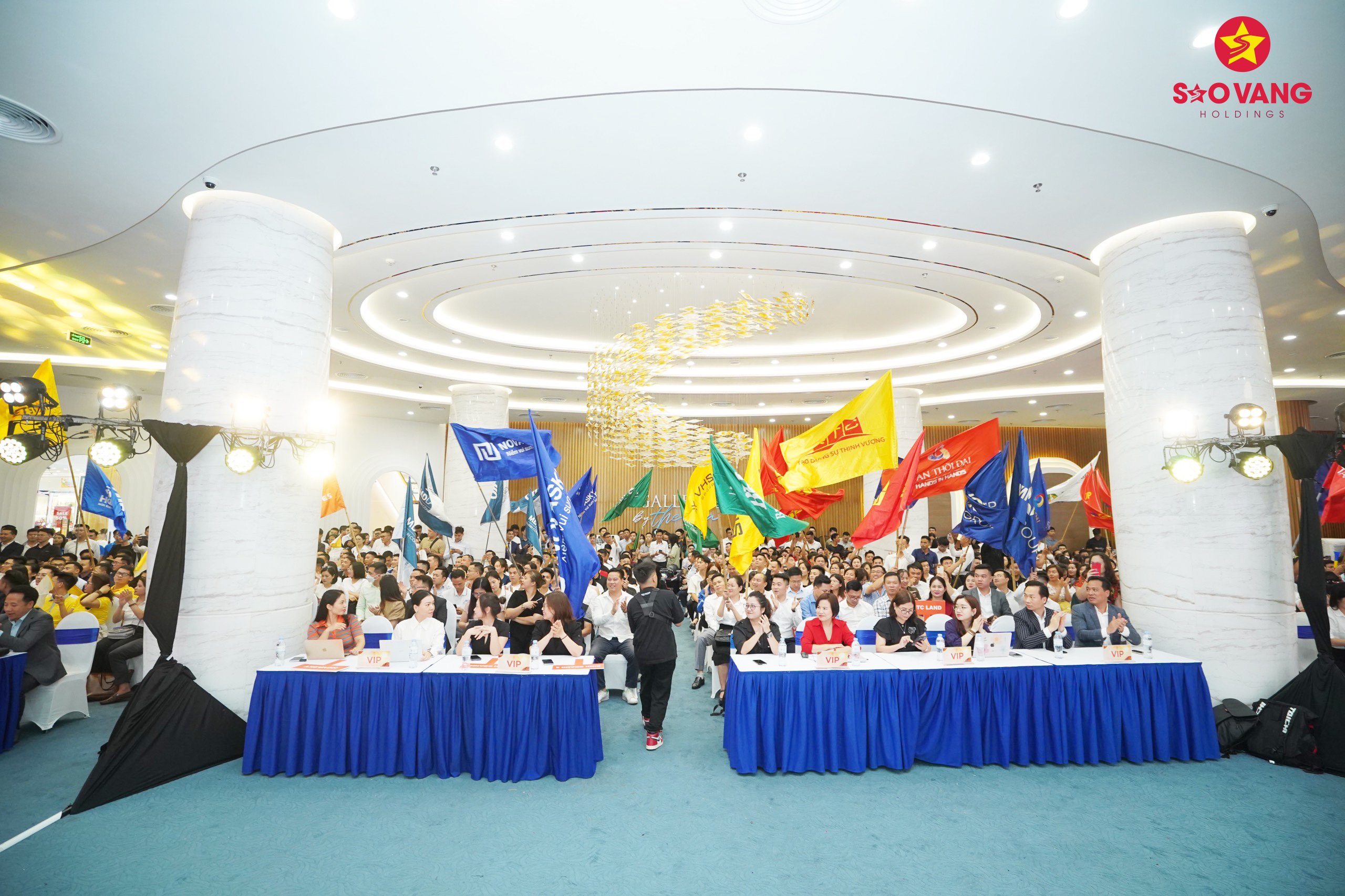 z5519492734706_9be41b154ef340e9cf5d18c0f0580c5e