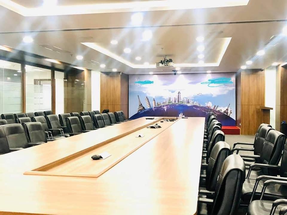 z2400580456005_659e92ad9436827cf7e0a1c64b3dd9b8