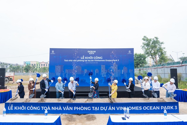 photo-4-16996017041191695899289