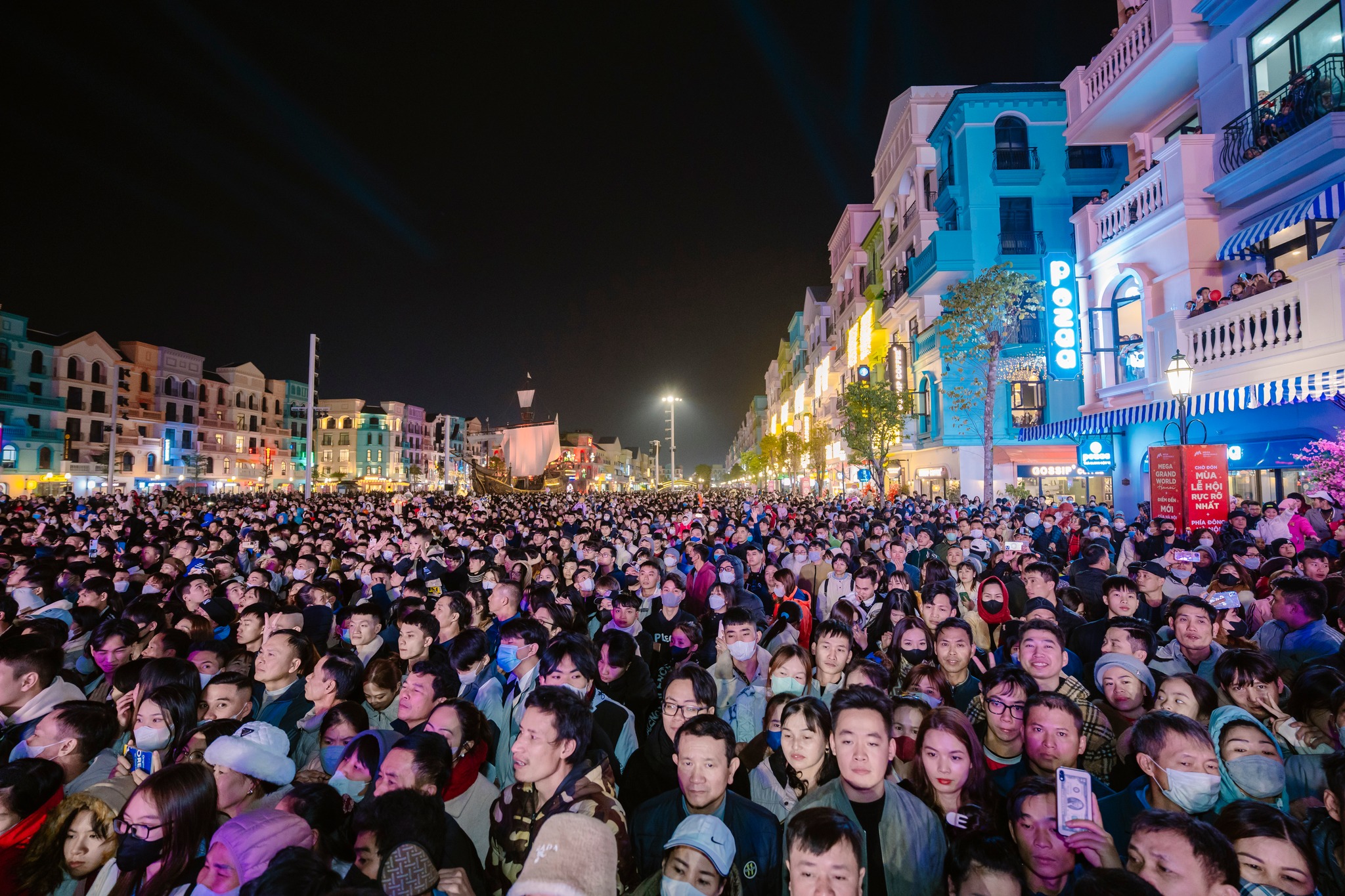 411681618_325984643579688_6806853272328755369_n