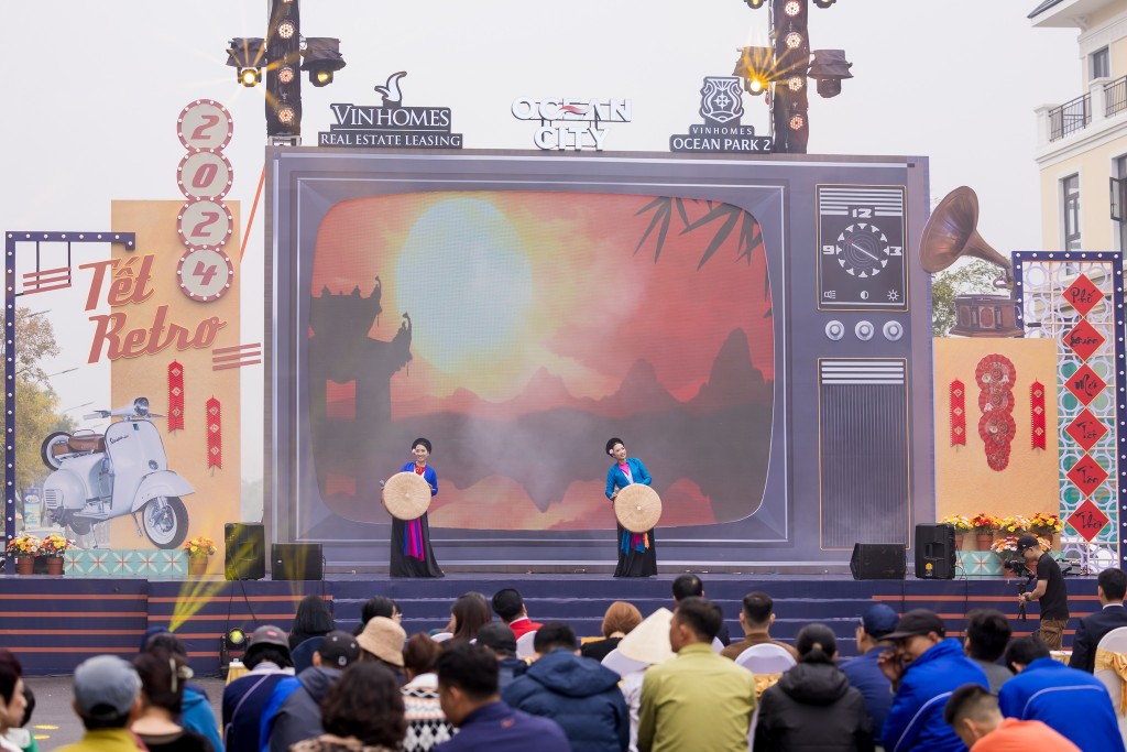 ngam-gi-choi-gi-tai-hoi-cho-xuan-2024-lon-bac-nhat-viet-nam-420240120214555